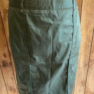 White House Black Market Green Pencil Skirt